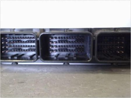 CALCULATEUR MOTEUR RENAULT MEGANE