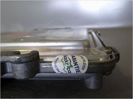 CALCULATEUR MOTEUR RENAULT MEGANE