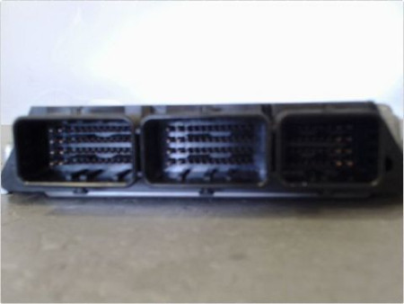 CALCULATEUR MOTEUR RENAULT MEGANE