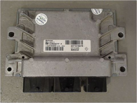 CALCULATEUR MOTEUR RENAULT CLIO