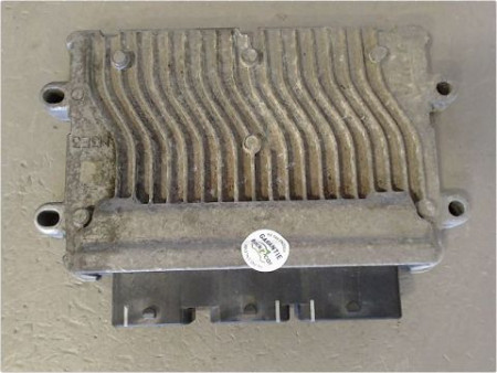 CALCULATEUR MOTEUR PEUGEOT 206