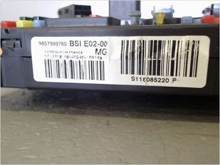 BOITIER GESTION HABITACLE PEUGEOT 206