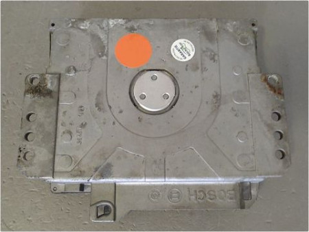 CALCULATEUR MOTEUR PEUGEOT 106