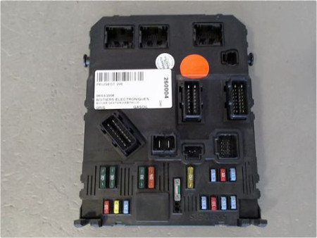 BOITIER GESTION HABITACLE PEUGEOT 206