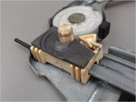 MECANISME LEVE-GLACE AVANT GAUCHE CITROEN C3