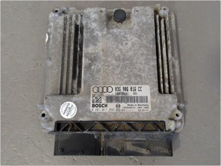 CALCULATEUR MOTEUR AUDI A3