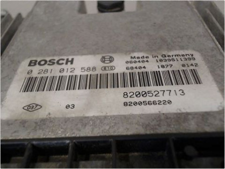 CALCULATEUR MOTEUR RENAULT LAGUNA