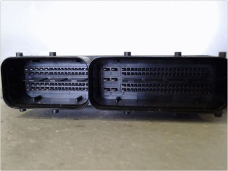 CALCULATEUR MOTEUR VOLKSWAGEN GOLF