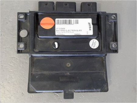 CALCULATEUR MOTEUR RENAULT KANGOO