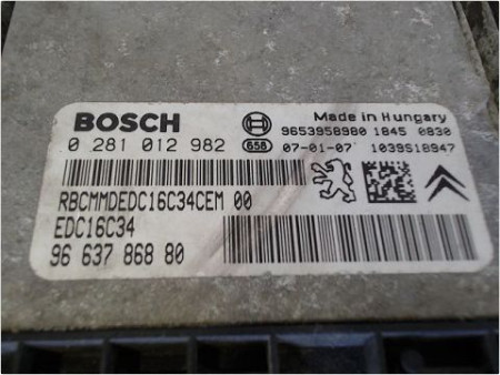 CALCULATEUR MOTEUR PEUGEOT EXPERT