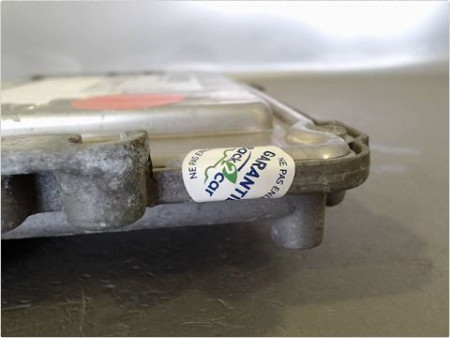 CALCULATEUR MOTEUR PEUGEOT EXPERT