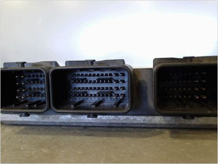CALCULATEUR MOTEUR PEUGEOT 406
