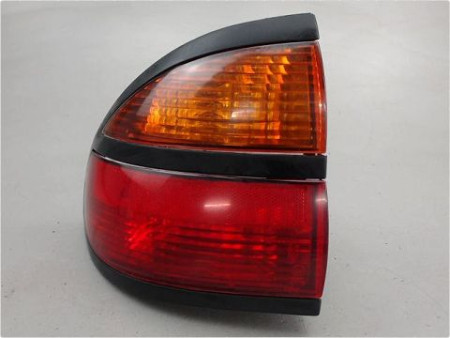 FEU ARRIERE GAUCHE  RENAULT LAGUNA