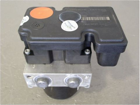 UNITE HYDRAULIQUE ABS RENAULT MEGANE