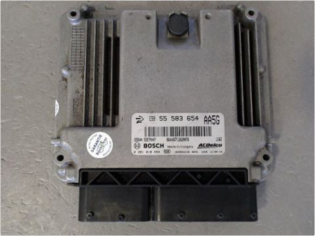 CALCULATEUR MOTEUR OPEL MERIVA