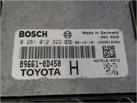 CALCULATEUR MOTEUR TOYOTA YARIS