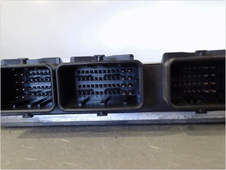CALCULATEUR MOTEUR CITROEN XSARA