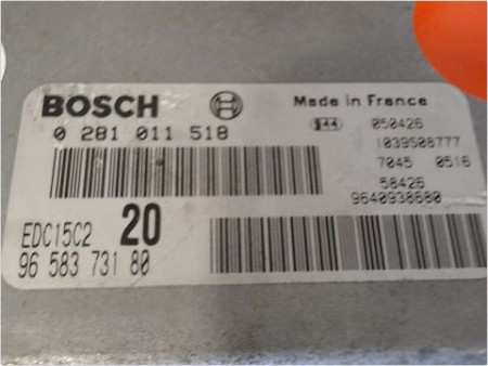 CALCULATEUR MOTEUR CITROEN XSARA