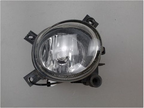 PHARE ANTIBROUILLARD AVANT DROIT AUDI A4