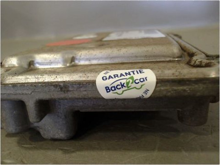 CALCULATEUR MOTEUR TOYOTA YARIS