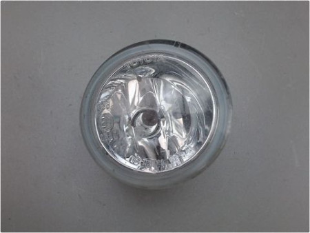 PHARE ANTIBROUILLARD AVANT DROIT TOYOTA YARIS