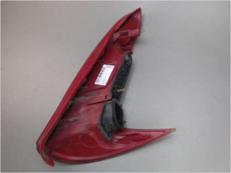 FEU ARRIERE GAUCHE  PEUGEOT 206