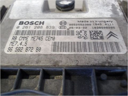 CALCULATEUR MOTEUR PEUGEOT 206