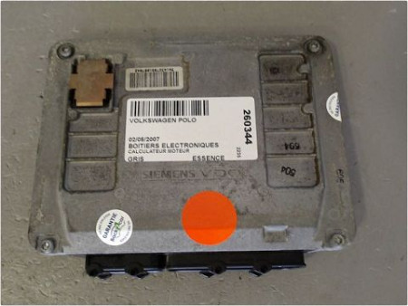 CALCULATEUR MOTEUR VOLKSWAGEN POLO