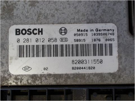 CALCULATEUR MOTEUR RENAULT LAGUNA