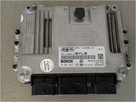 CALCULATEUR MOTEUR FORD FOCUS