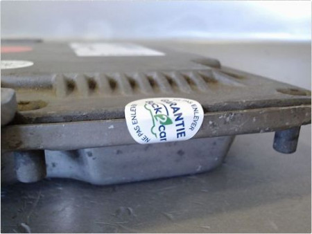 CALCULATEUR MOTEUR RENAULT ESPACE