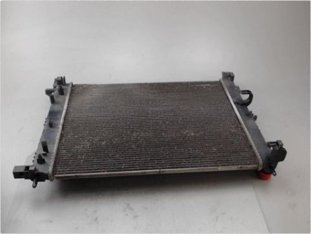 RADIATEUR DACIA SANDERO