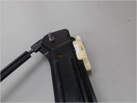 MECANISME LEVE-GLACE AVANT DROIT SEAT ATECA