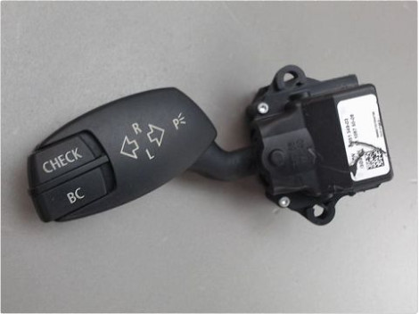 COMMANDE CLIGNOTANT B.M.W. SERIE 5