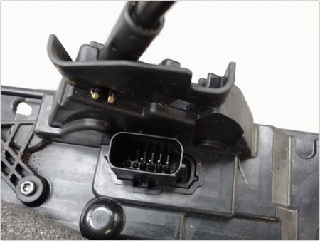 SYSTEME CONDAMNATION ARRIERE GAUCHE FORD FIESTA