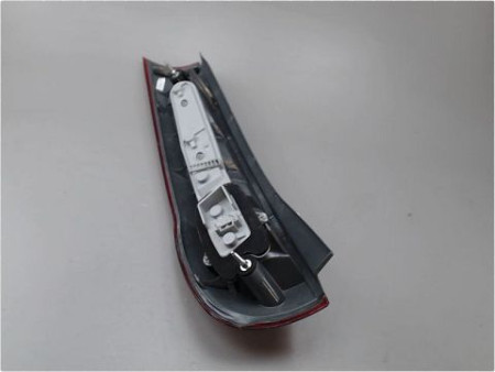 FEU ARRIERE DROIT FIAT PUNTO