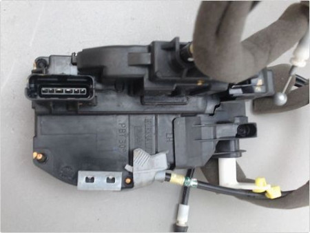 SYSTEME CONDAMNATION AVANT GAUCHE NISSAN PULSAR