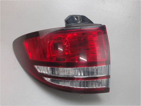FEU ARRIERE GAUCHE  TOYOTA PREVIA