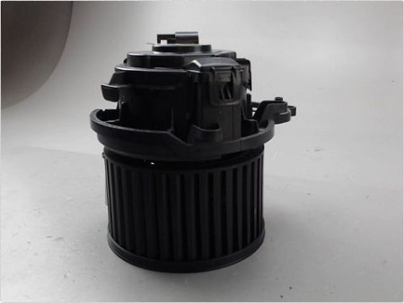 MOTEUR VENTILATEUR CHAUFFAGE RENAULT MEGANE
