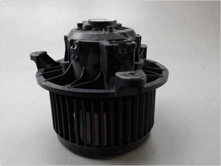MOTEUR VENTILATEUR CHAUFFAGE FORD FIESTA