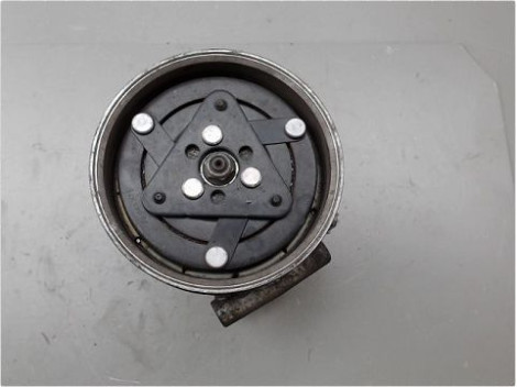 COMPRESSEUR AIR CONDITIONNE RENAULT CLIO