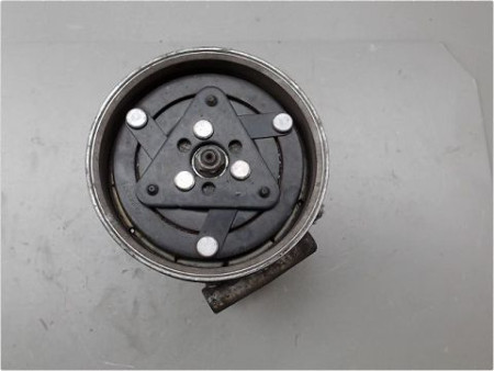 COMPRESSEUR AIR CONDITIONNE RENAULT CLIO