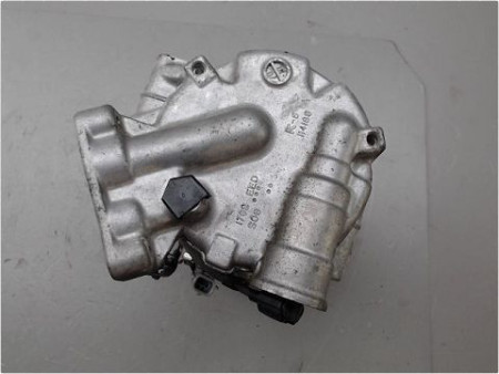COMPRESSEUR AIR CONDITIONNE RENAULT MEGANE
