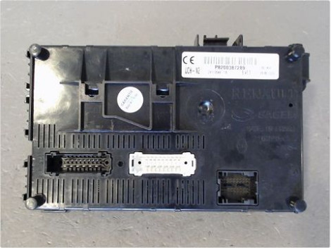 BOITIER GESTION HABITACLE RENAULT CLIO