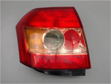 FEU ARRIERE DROIT TOYOTA COROLLA