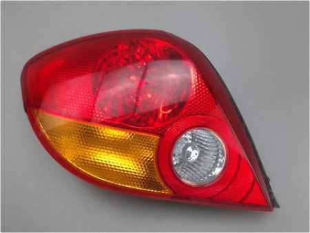 FEU ARRIERE GAUCHE  HYUNDAI COUPE