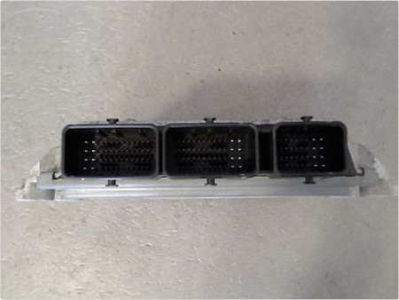 CALCULATEUR MOTEUR PEUGEOT 307