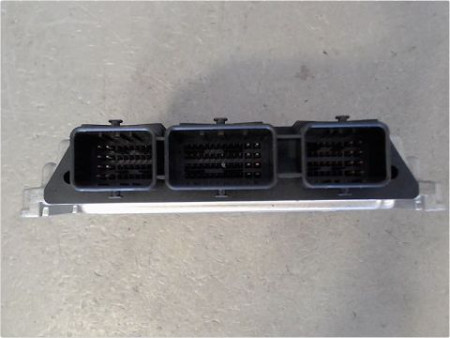 CALCULATEUR MOTEUR PEUGEOT 307