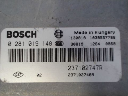 CALCULATEUR MOTEUR RENAULT CLIO