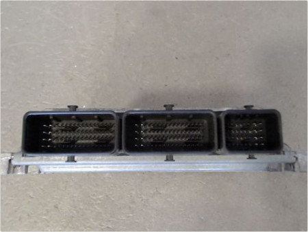 CALCULATEUR MOTEUR RENAULT MEGANE